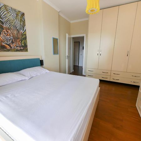 Seaview Apartment Vlorë 외부 사진